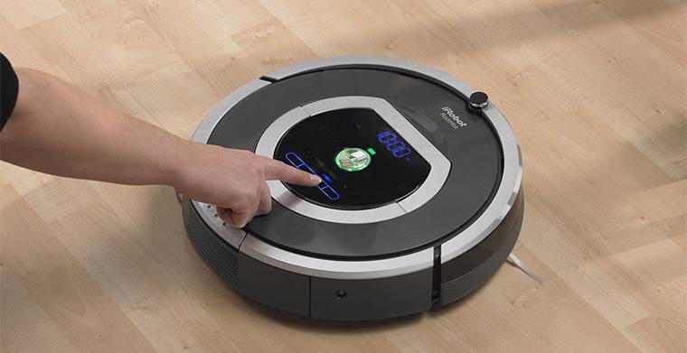 Робот пылесос работает без вай. IROBOT Roomba 700. IROBOT Roomba 760. IROBOT Roomba 631 бак пылесборник. Roomba 830.