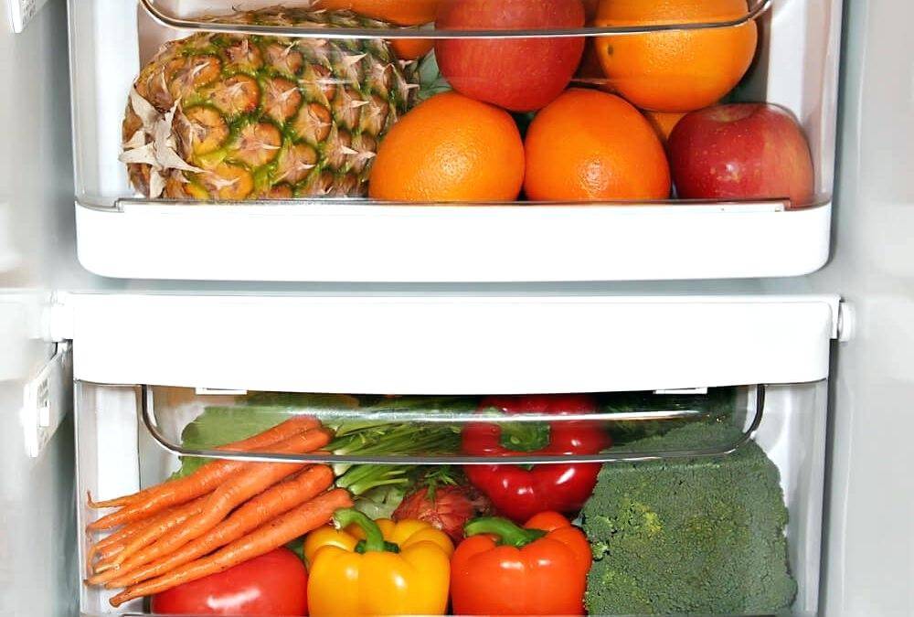 Обмерзание в холодильнике: почему и как с этим бороться