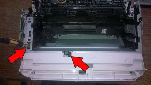 Почему не печатает принтер с компьютера, если он подключен: что делать