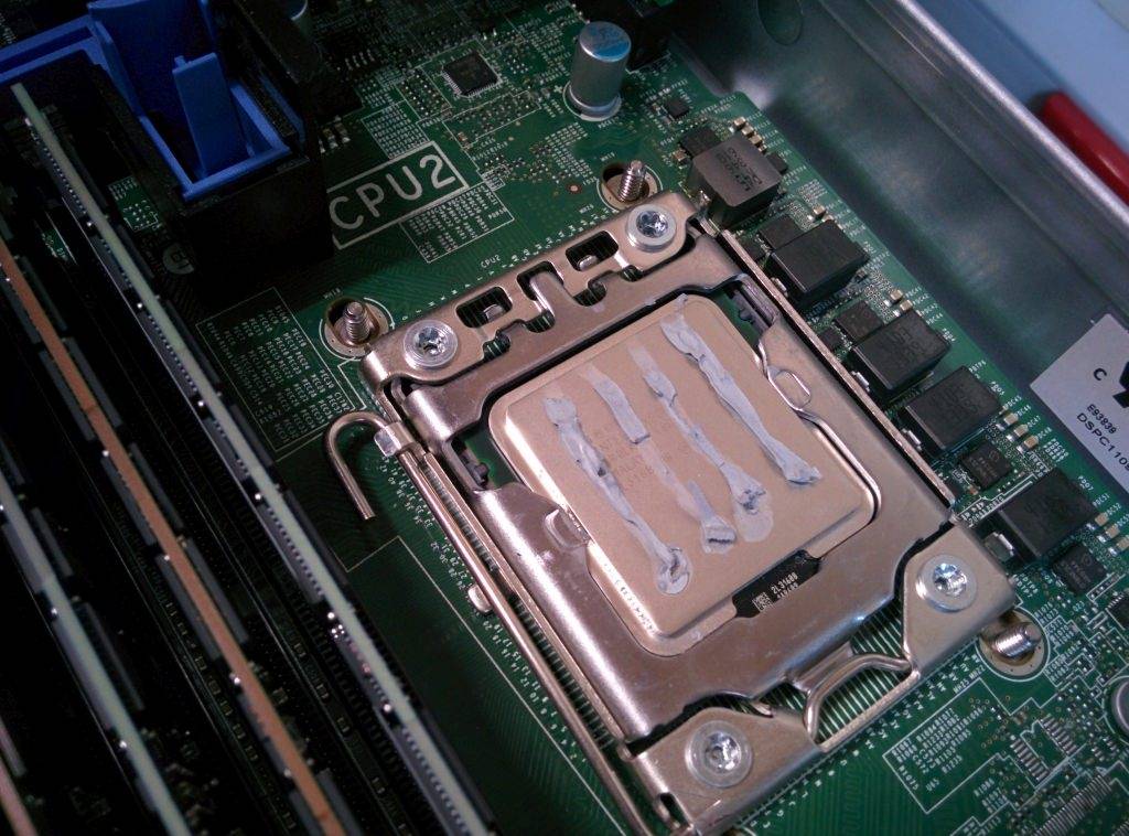 Как правильно наносить термопасту на процессор?