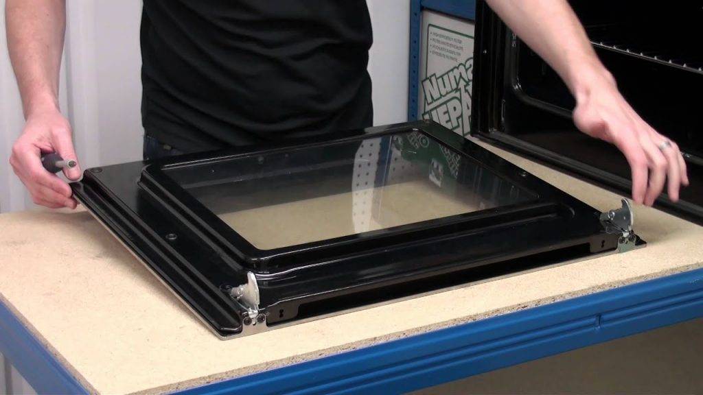 Как правильно приклеить стекло в духовке: выбор термостойкого клея