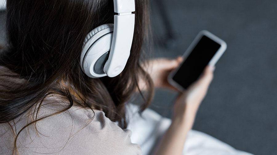 Как выбрать наушники, в которых можно слушать музыку во время сна? топ-5 лучших моделей в 2021 году
