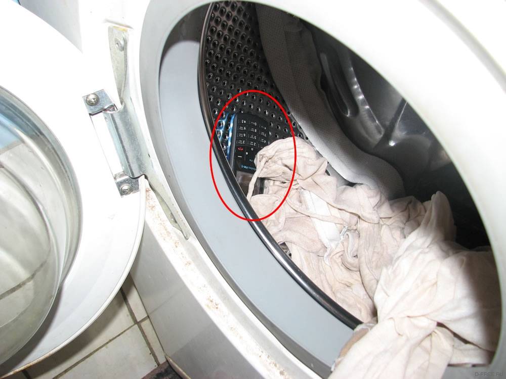 Как достать носки из стиральной машины