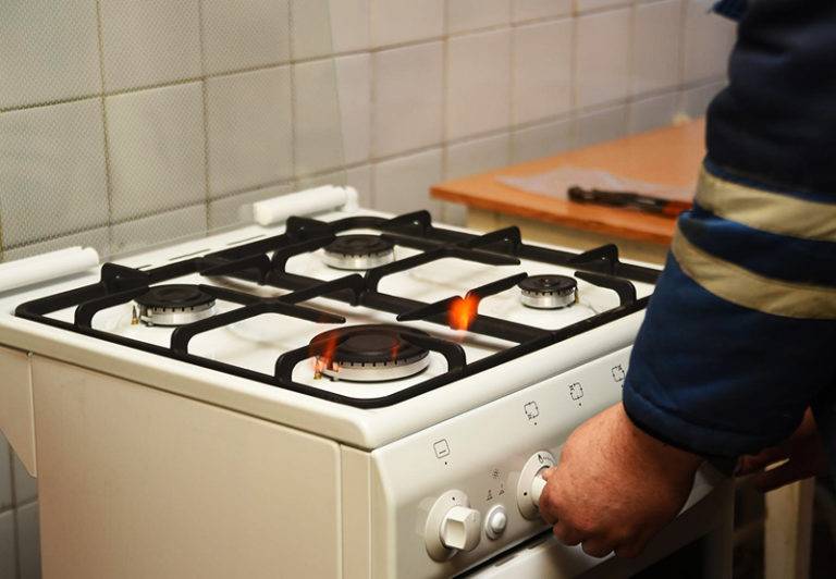 Замена газовой плиты на электрическую в квартире – все нюансы процесса
