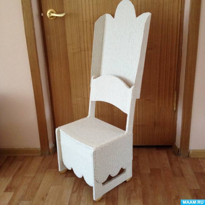 Кресло трон - особенности | фото в интерьере.