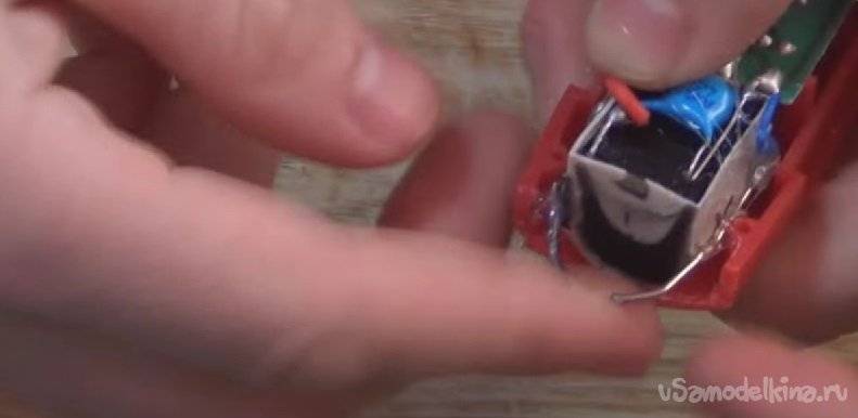 Что можно сделать из пальчиковой батарейки, даже использованной