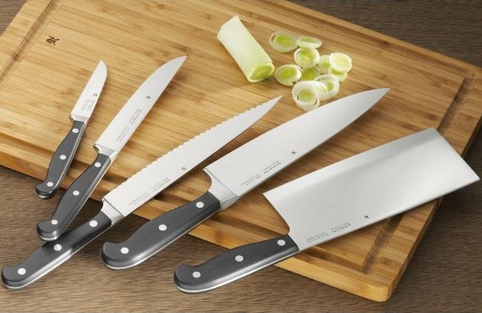 Кухонные ножи: хватит трех или нужен десяток?
