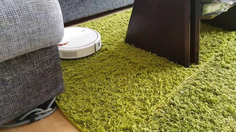 ????самые эффективные роботы-пылесосы для ковровых покрытий. основные характеристики