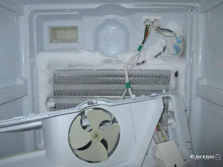 Что делать, если холодильник перемораживает продукты