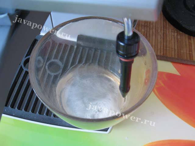 Очистка кофемашины от накипи, кофейных масел - инструкция