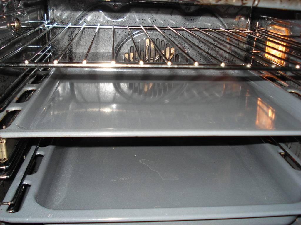 Что такое гидролизная очистка духовки?